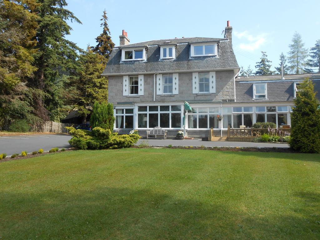 Glen Lui Hotel Ballater Exterior photo