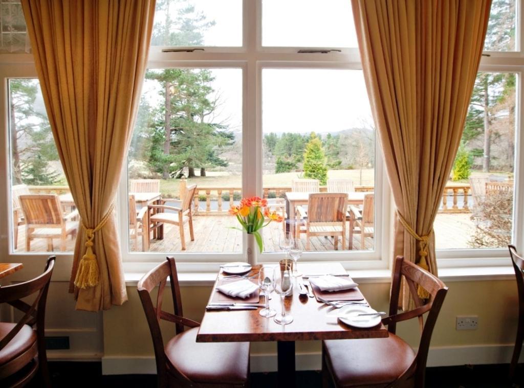 Glen Lui Hotel Ballater Exterior photo