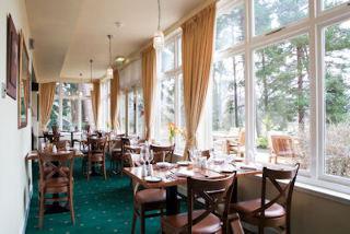Glen Lui Hotel Ballater Exterior photo